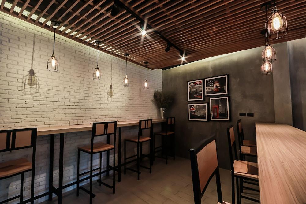 Get Zleep Premium Budget Hotel Chiang Mai Exterior photo