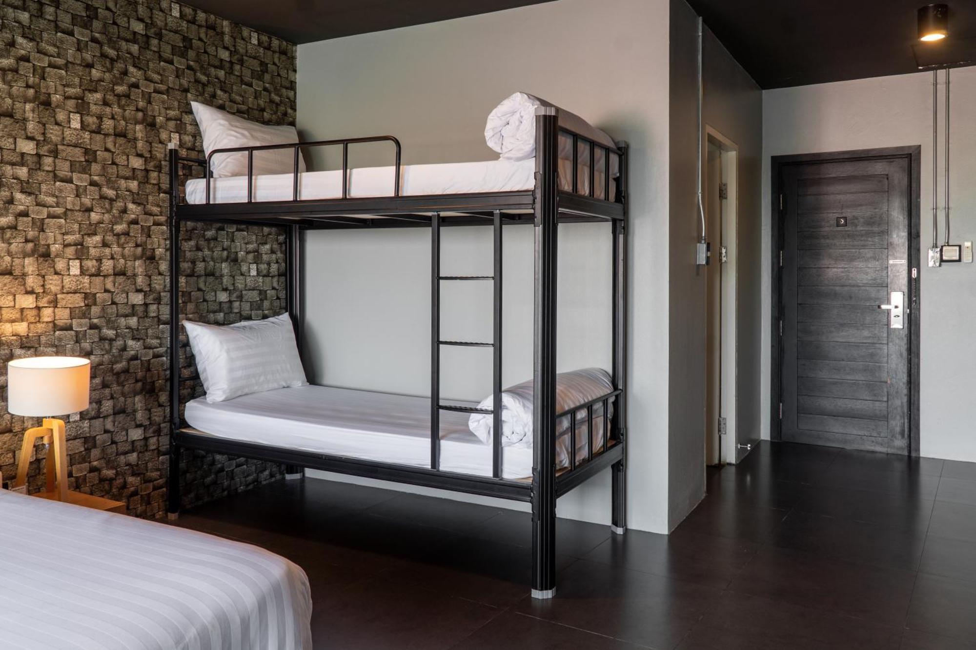 Get Zleep Premium Budget Hotel Chiang Mai Exterior photo