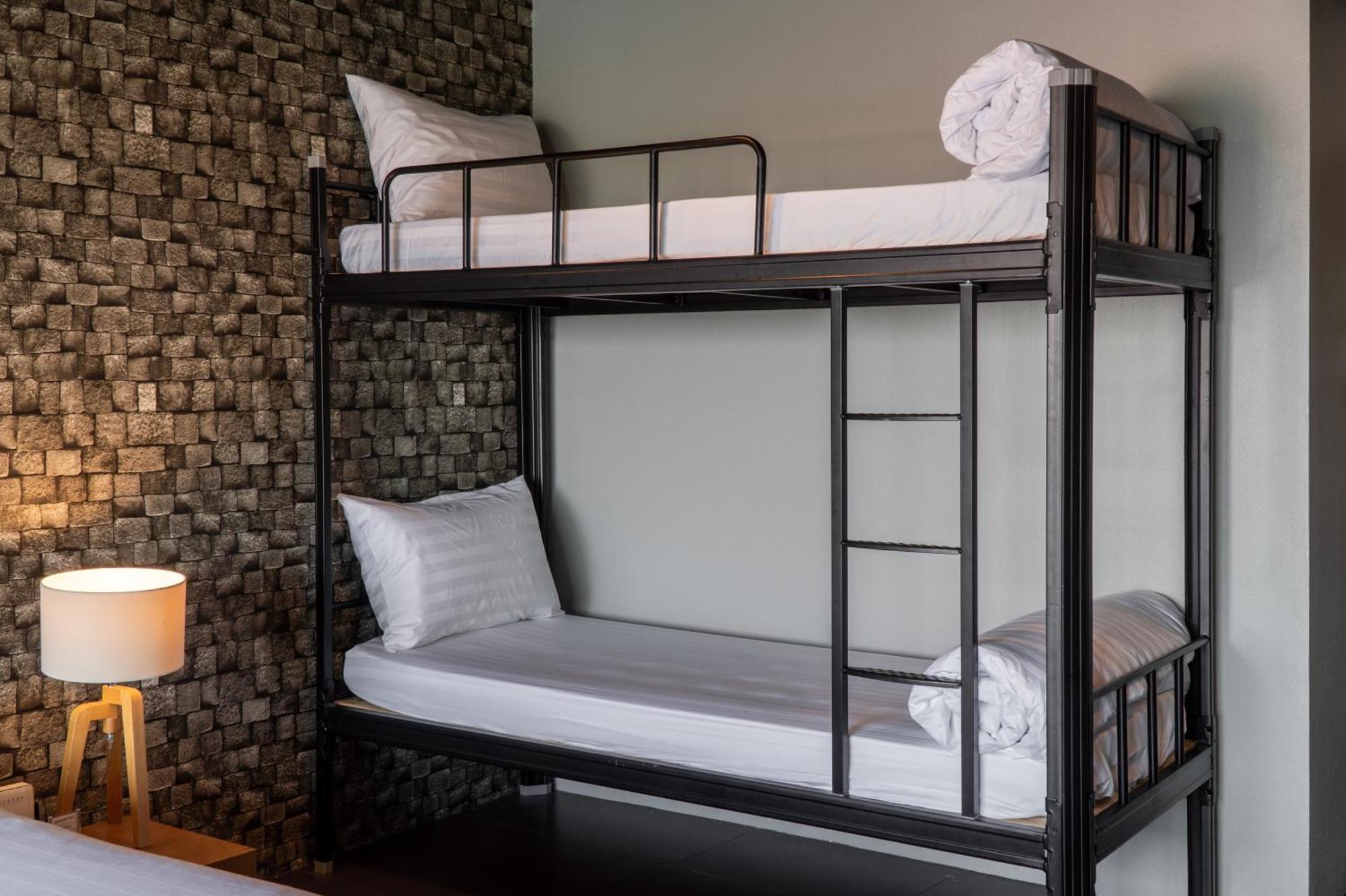 Get Zleep Premium Budget Hotel Chiang Mai Exterior photo