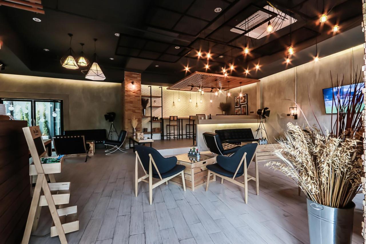 Get Zleep Premium Budget Hotel Chiang Mai Exterior photo
